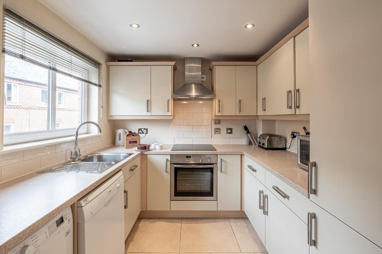 Appartamento 4 Crambeck Court York Esterno foto