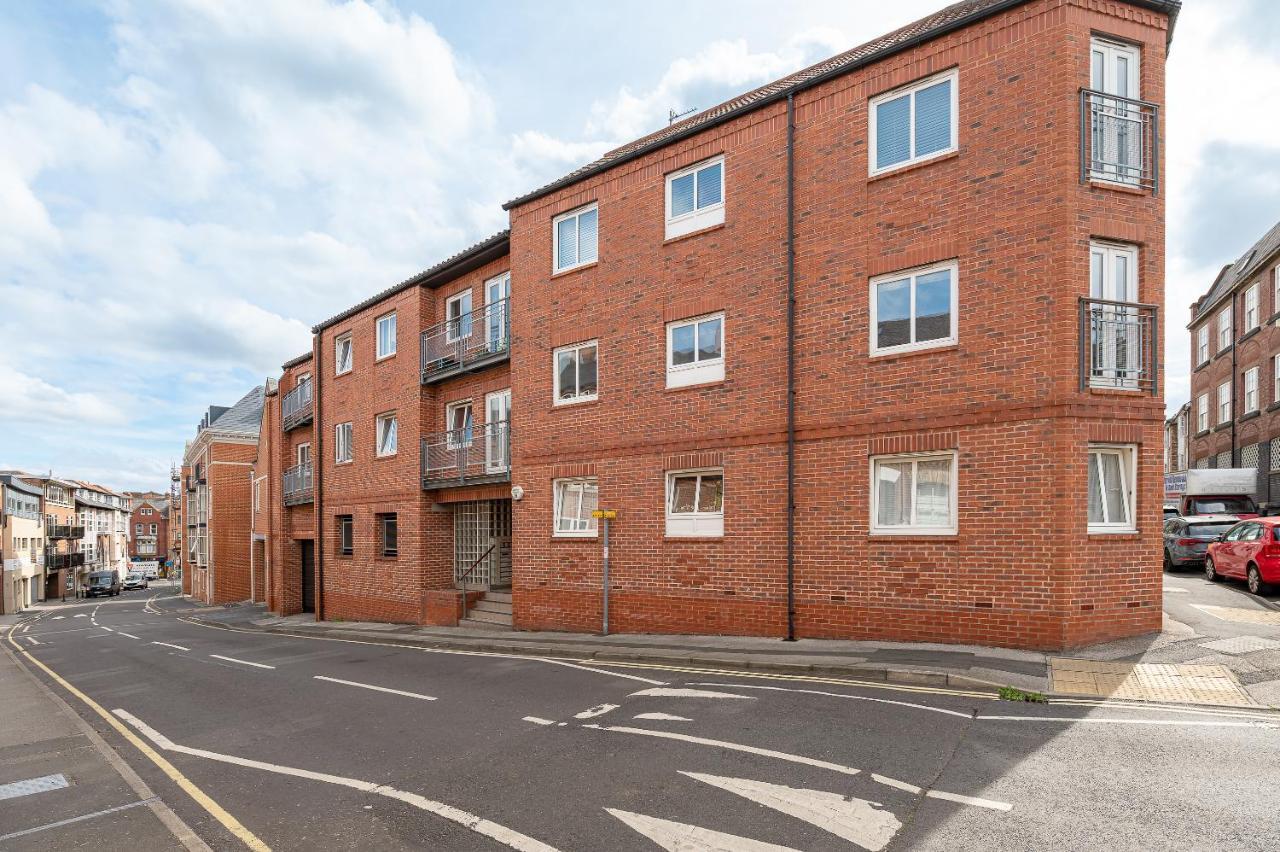 Appartamento 4 Crambeck Court York Esterno foto